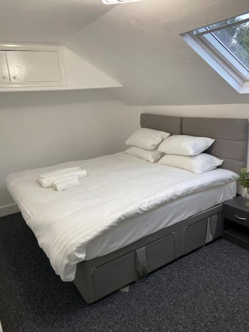 2 Bedroom Flat In London Exterior photo