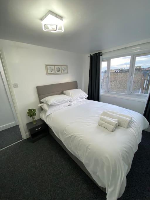 2 Bedroom Flat In London Exterior photo
