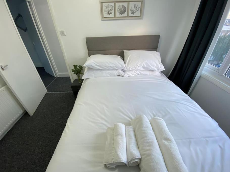 2 Bedroom Flat In London Exterior photo
