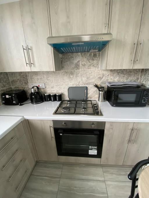 2 Bedroom Flat In London Exterior photo