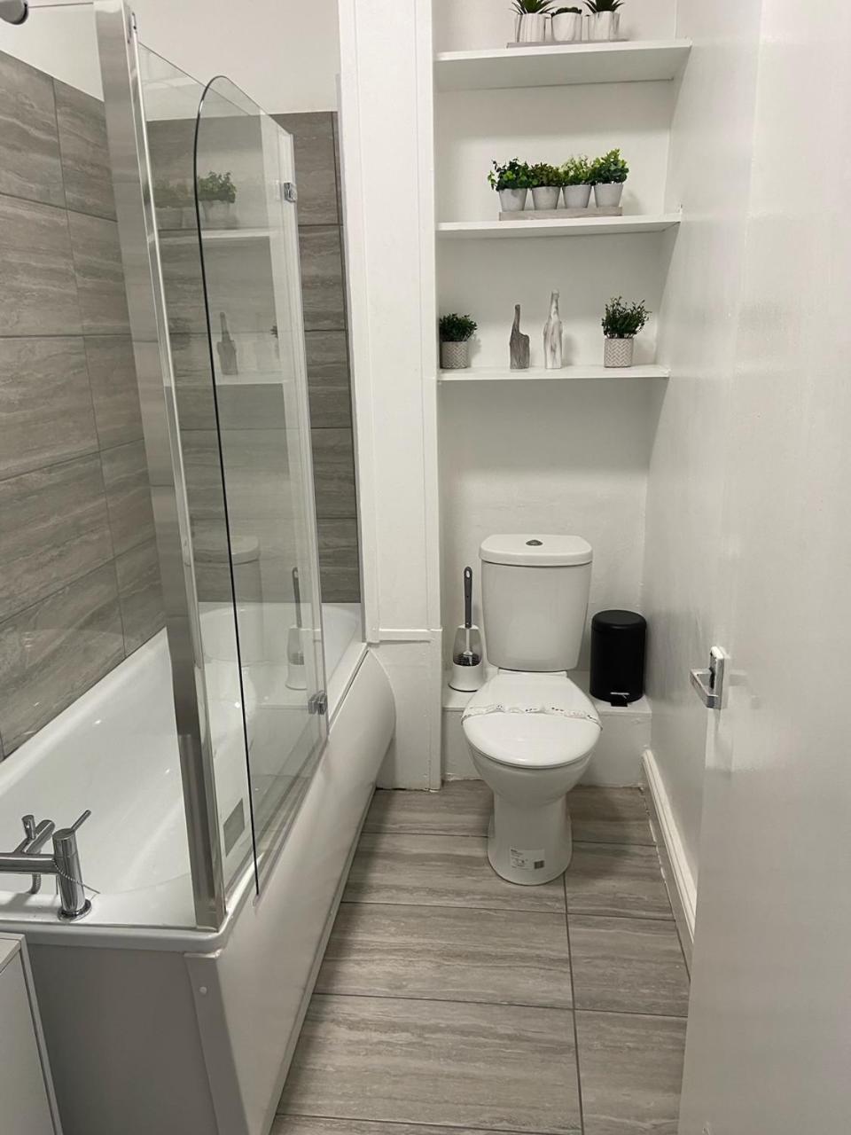 2 Bedroom Flat In London Exterior photo
